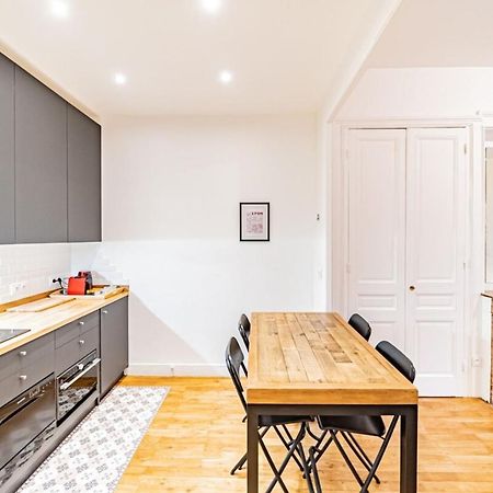 וילאורבן Aapartment With Character Parquet Flooring Fireplace - Charpennes מראה חיצוני תמונה